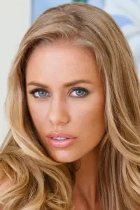 Фото  (Nicole Aniston)