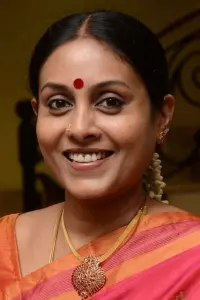 Фото  (Saranya Ponvannan)