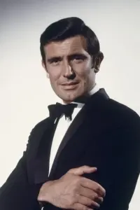 Фото Джордж Лезенбі (George Lazenby)