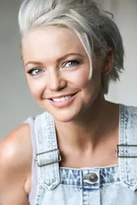 Фото Ханна Сперріт (Hannah Spearritt)