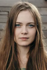 Фото Гера Хільмар (Hera Hilmar)