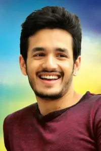 Фото  (Akhil Akkineni)