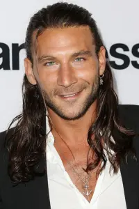 Фото Зак Макгоуен (Zach McGowan)