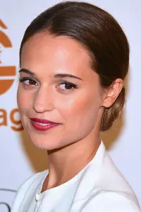 Фото Алісія Вікандер (Alicia Vikander)