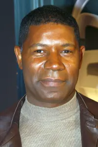 Фото Денніс Хейсберт (Dennis Haysbert)