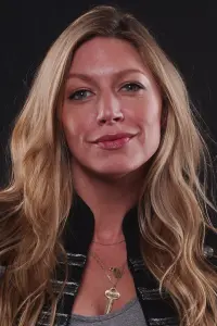 Фото  (Jes Macallan)