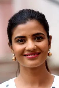 Фото  (Aishwarya Rajesh)