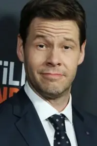 Фото Айк Барінгольц (Ike Barinholtz)