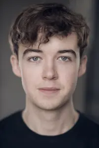 Фото Алекс Лотер (Alex Lawther)