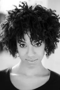 Фото  (Pearl Mackie)