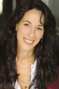 Фото Меггі Вілер (Maggie Wheeler)