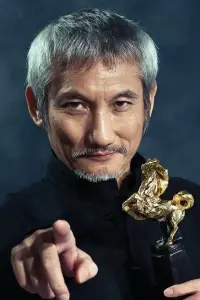 Фото Цуй Харк (Tsui Hark)