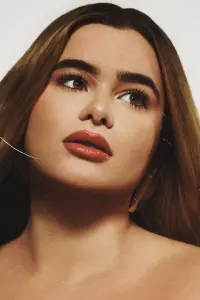 Фото  (Barbie Ferreira)