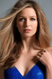 Фото Мелісса Бенойст (Melissa Benoist)