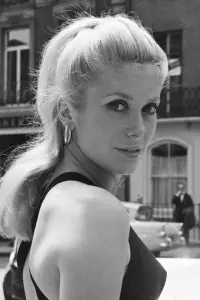 Фото Катрін Деньов (Catherine Deneuve)