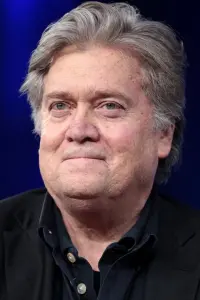 Фото  (Steve Bannon)