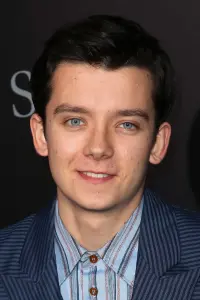 Фото Аса Баттерфілд (Asa Butterfield)