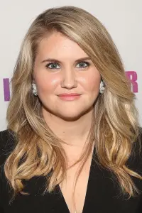 Фото Джилліан Белл (Jillian Bell)