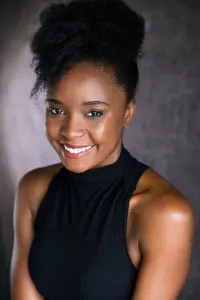 Фото КіКі Лейн (KiKi Layne)