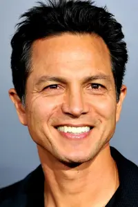 Фото Бенджамін Бретт (Benjamin Bratt)