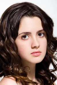 Фото Лаура Марано (Laura Marano)