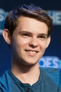 Фото Роббі Кей (Robbie Kay)