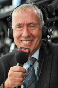 Фото  (Martin Tyler)