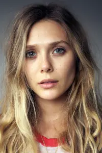 Фото Елізабет Олсен (Elizabeth Olsen)