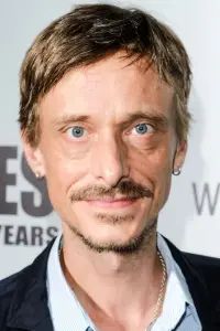 Фото Маккензі Крук (Mackenzie Crook)