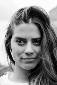 Фото Лоренца Ізцо (Lorenza Izzo)