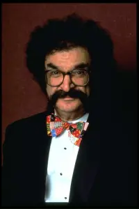 Фото  (Gene Shalit)