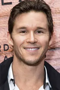 Фото Райан Квантен (Ryan Kwanten)