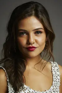 Фото Даніель Кемпбелл (Danielle Campbell)