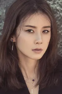 Фото  (Lee Bo-young)