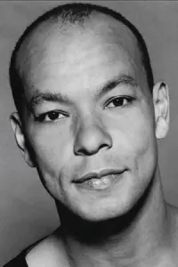 Фото  (Roland Gift)