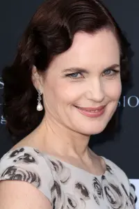 Фото Елізабет МакГоверн (Elizabeth McGovern)