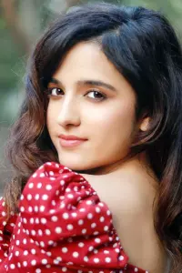 Фото  (Shirley Setia)