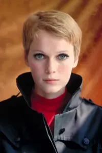 Фото Мія Ферроу (Mia Farrow)