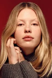 Фото Мія Гот (Mia Goth)