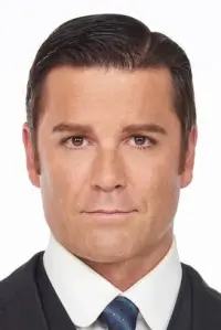 Фото Янік Біссон (Yannick Bisson)