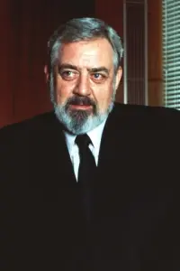 Фото Реймонд Берр (Raymond Burr)