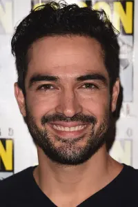 Фото Альфонсо Еррера (Alfonso Herrera)