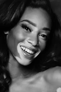 Фото  (Winnie Harlow)