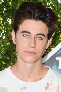 Фото  (Nash Grier)