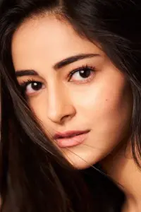 Фото  (Ananya Panday)