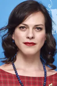 Фото  (Daniela Vega)