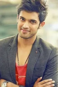 Фото  (Parth Samthaan)