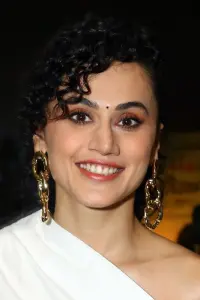 Фото Таапсее Панну (Taapsee Pannu)