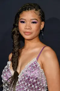 Фото Сторм Рейд (Storm Reid)