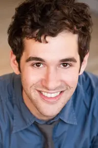 Фото  (Adam Chanler-Berat)